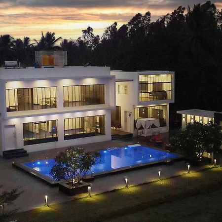 Magnolia - Luxury 3Br Private Pool Villa By Jade バンガロール エクステリア 写真